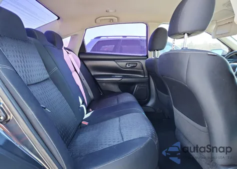 2016 Nissan Altima 2.5 z USA, uszkodzony, nr VIN 1N4AL3AP7GC191102